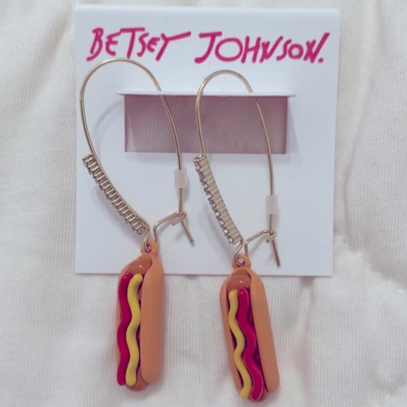 New Betsey Johnson Gold Tone HOT DOG 🌭 Drop earrings - Picture 4 of 8
